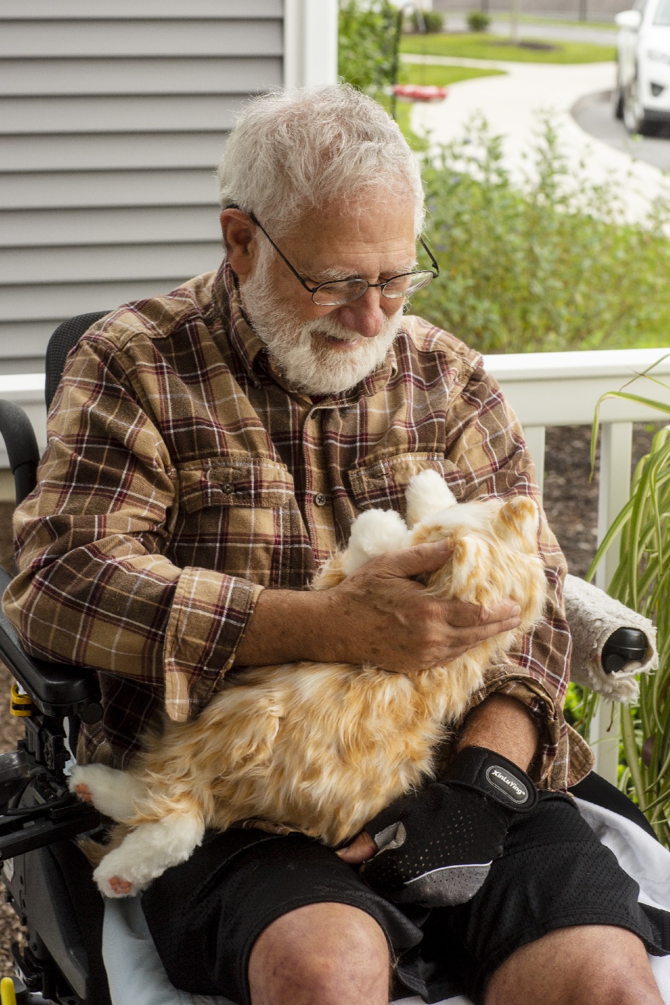 Chat robot peluche interactif - pour personnes âgées alzheimer ehpad