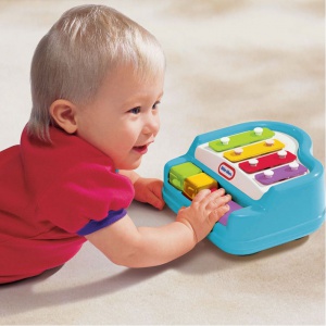 piano-xylophone-plastique-instrument-enfant-bas-age-jouet-eveil-sensoriel-jouet-motricite-jeu-exercice-little-tikes-ludesign-627576