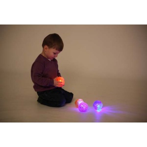 sensory-flashing-balls-irreguliere-balles-tactiles-jouet-eveil-sensoriel-jeu-exercice-commotion-ludesign-72209-1